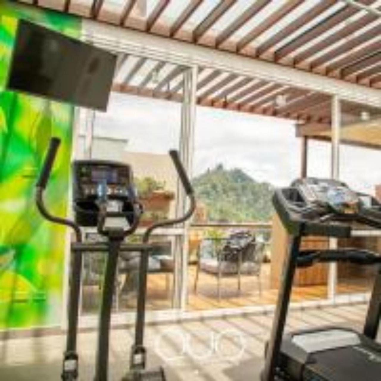 Quo Quality Hotel Manizales Ngoại thất bức ảnh The gym at the hotel